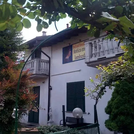 Alojamento de Acomodação e Pequeno-almoço Antica Corte Lombarda 3*