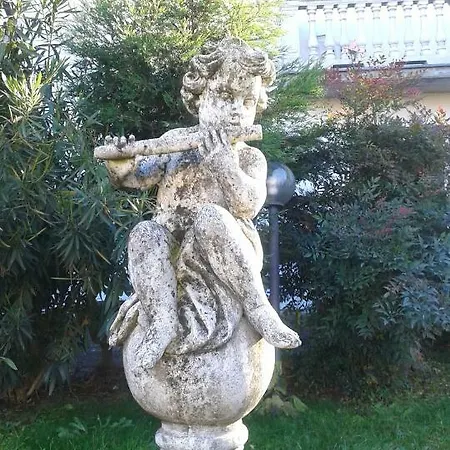 Antica Corte Lombarda Bed & Breakfast *